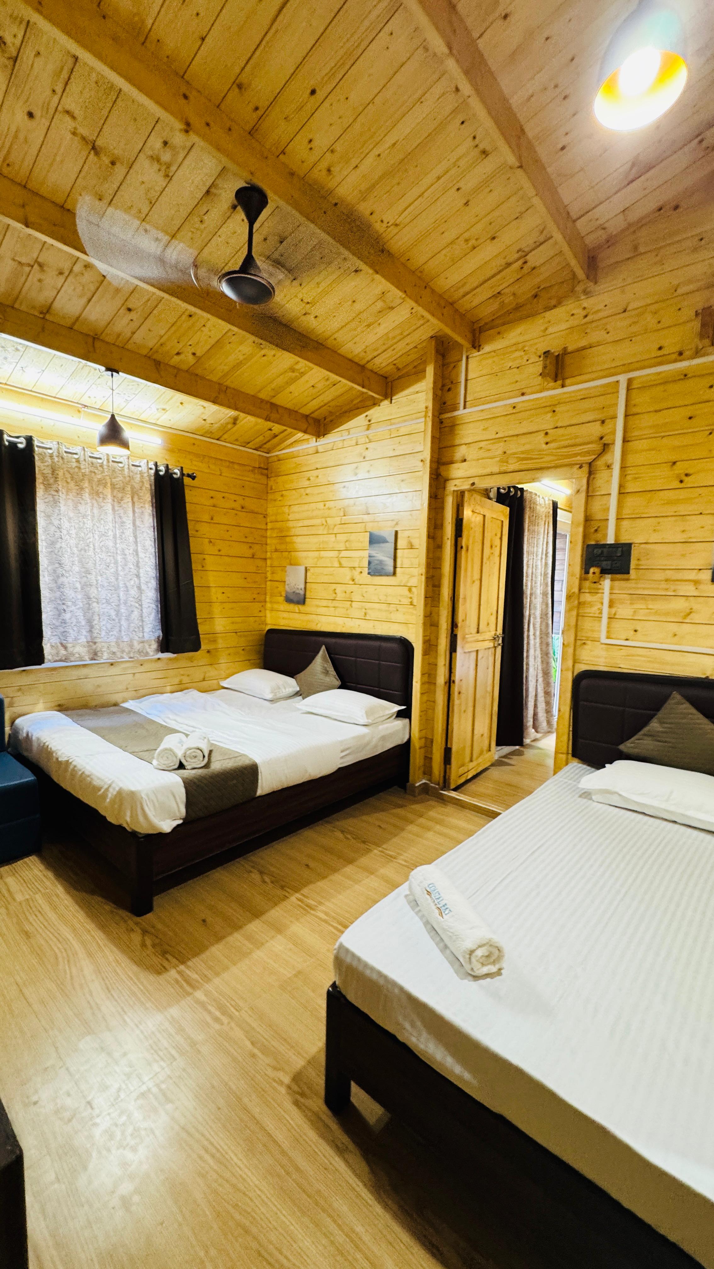 Family Wooden Suit Cottage