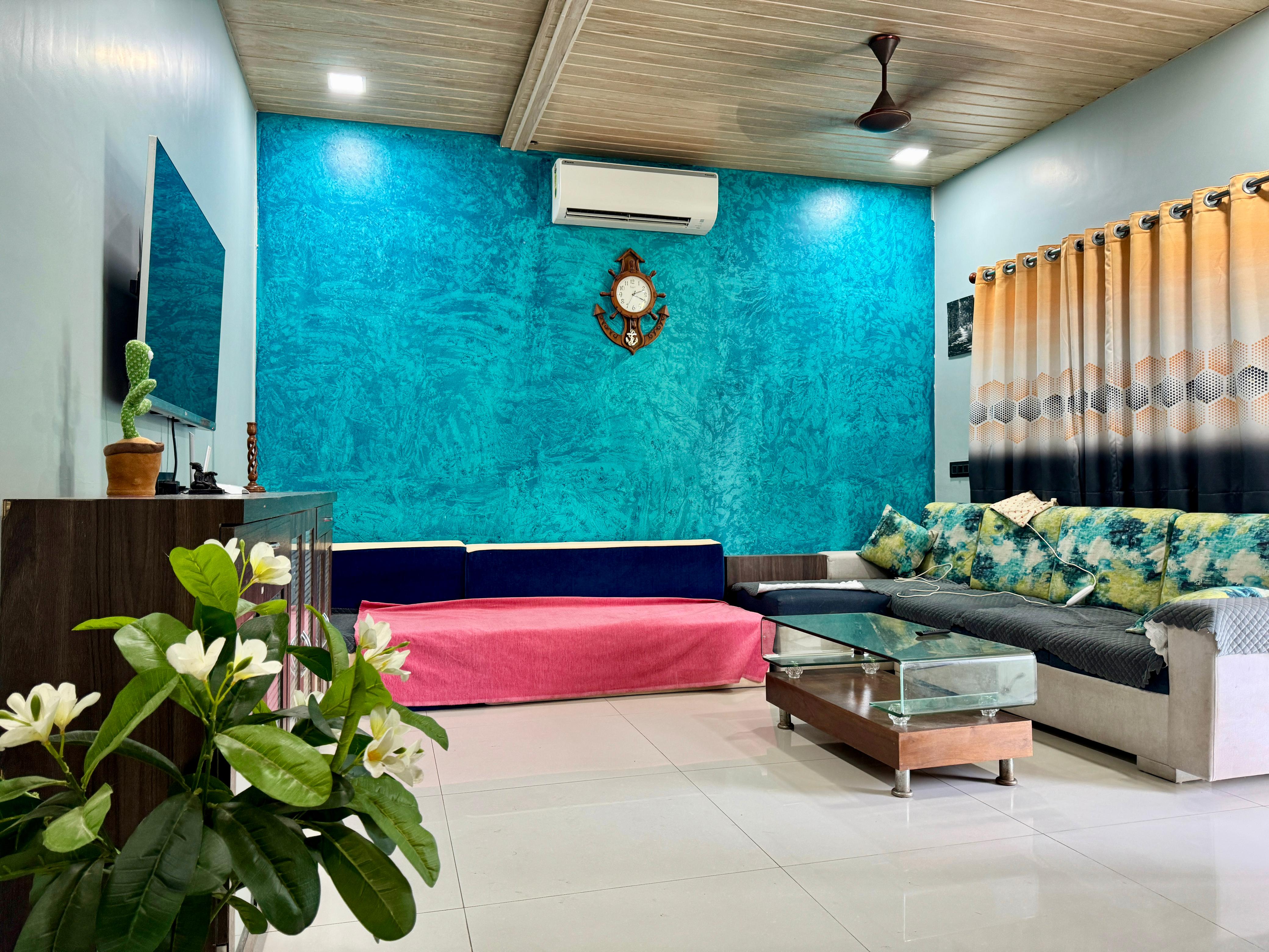 Standard Family Room