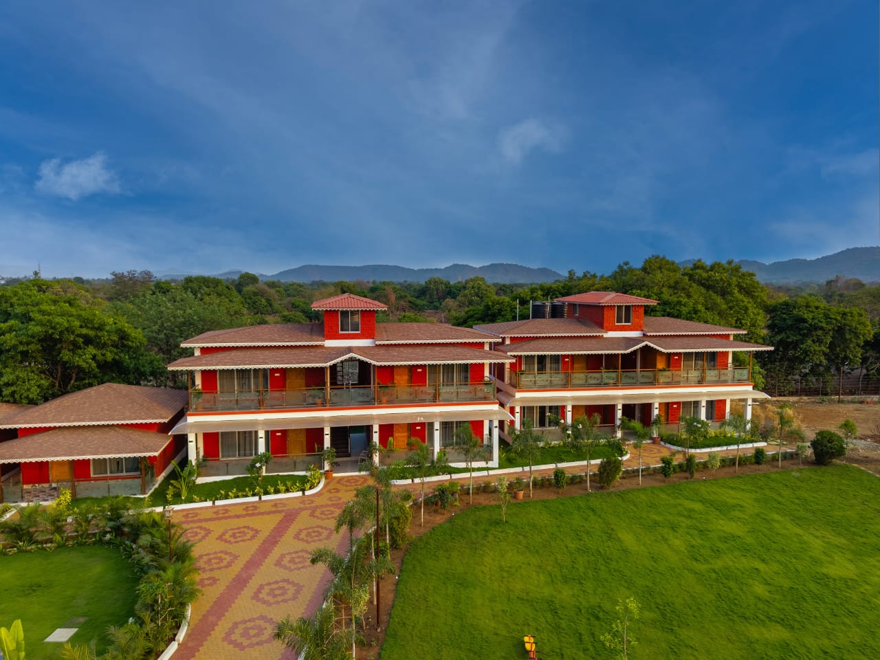 GH Villa 33